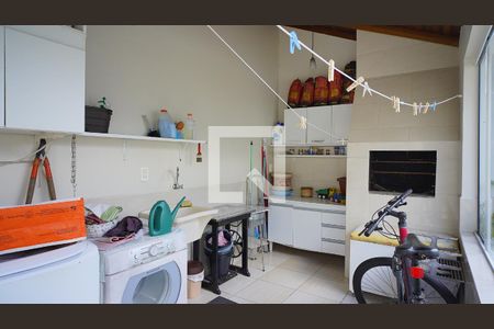 Casa à venda com 234m², 4 quartos e 2 vagasChurrasqueira