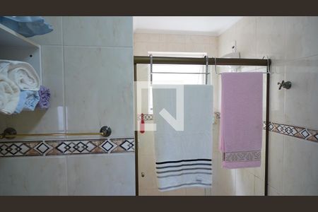 Casa à venda com 234m², 4 quartos e 2 vagasBanheiro da Suíte