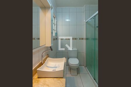 Banheiro de apartamento para alugar com 1 quarto, 48m² em Tristeza, Porto Alegre