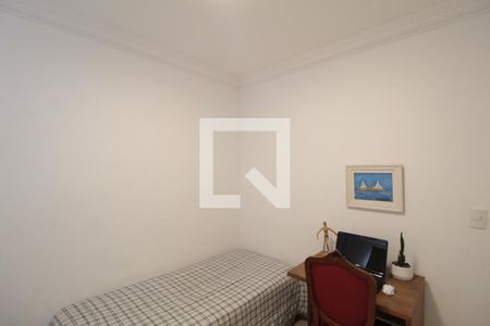 Apartamento à venda com 156m², 4 quartos e 3 vagasQuarto 2