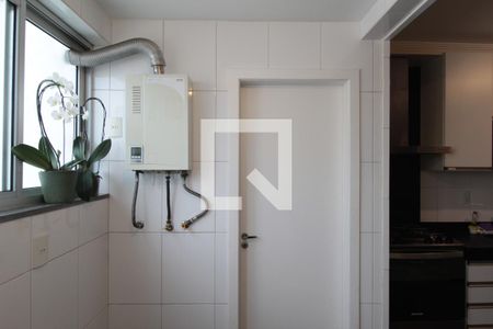 Apartamento à venda com 156m², 4 quartos e 3 vagasCozinha e Área de Serviço