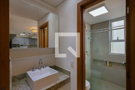 Studio à venda com 68m², 1 quarto e 2 vagas Studio à venda com 68m², 1 quarto e 2 vagasBanheiro