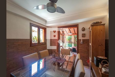 Casa de condomínio à venda com 404m², 3 quartos e 2 vagasCopa