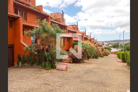 Casa de condomínio à venda com 404m², 3 quartos e 2 vagasFachada