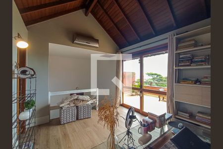 Casa de condomínio à venda com 404m², 3 quartos e 2 vagasEdícula