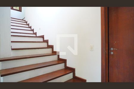 Casa para alugar com 300m², 4 quartos e 5 vagasAcesso as quarto