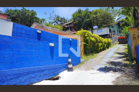 Casa para alugar com 300m², 4 quartos e 5 vagasFachada