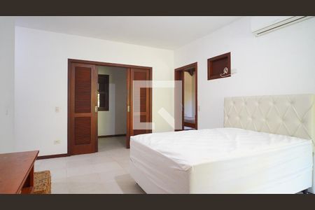 Casa para alugar com 300m², 4 quartos e 5 vagasQuarto suite