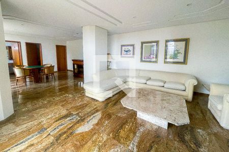 Apartamento para alugar com 238m², 3 quartos e 3 vagasÁrea comum - Salão de festas