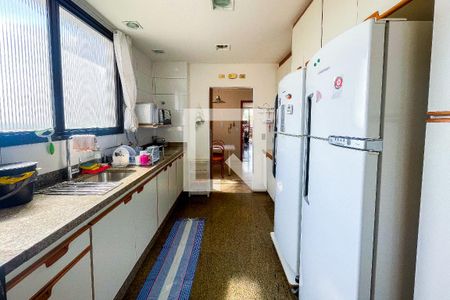 Apartamento para alugar com 238m², 3 quartos e 3 vagasCozinha
