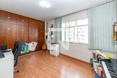 Apartamento para alugar com 170m², 4 quartos e 2 vagasQuarto 2