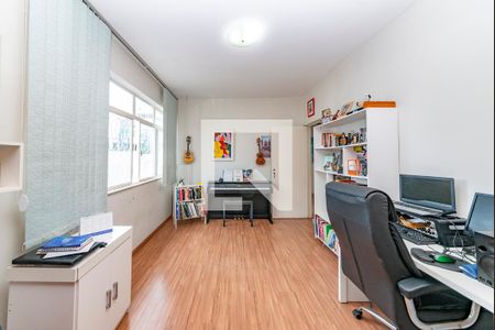 Apartamento para alugar com 170m², 4 quartos e 2 vagasQuarto 2
