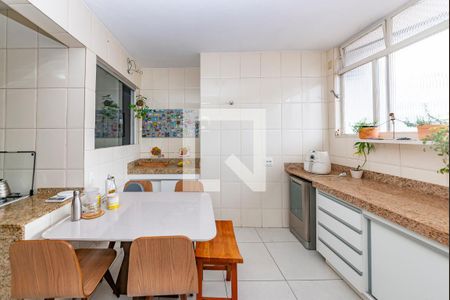 Apartamento para alugar com 170m², 4 quartos e 2 vagasCozinha