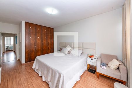Apartamento para alugar com 170m², 4 quartos e 2 vagasSuíte