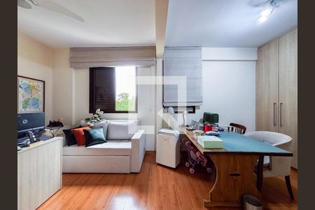 Apartamento à venda com 130m², 2 quartos e 3 vagas