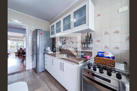 Apartamento à venda com 130m², 2 quartos e 3 vagas