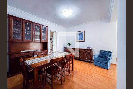 Apartamento à venda com 130m², 2 quartos e 3 vagas