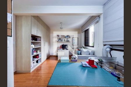 Apartamento à venda com 130m², 2 quartos e 3 vagas