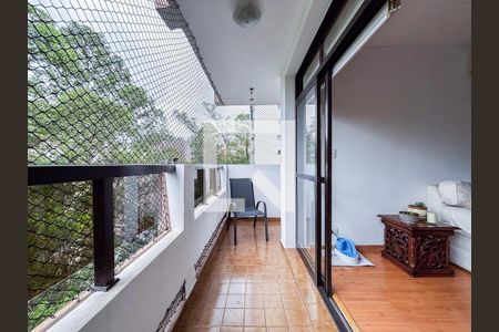 Apartamento à venda com 130m², 2 quartos e 3 vagas