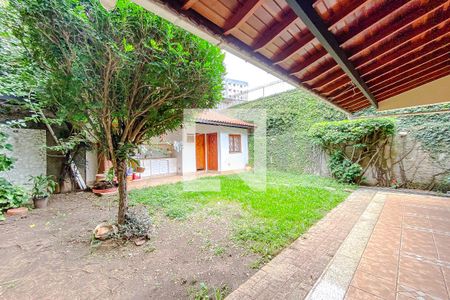 Casa à venda com 365m², 4 quartos e 4 vagasÁrea externa