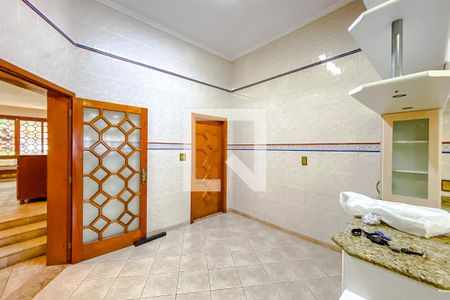 Casa à venda com 365m², 4 quartos e 4 vagasCozinha