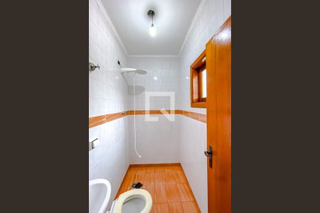 Casa à venda com 365m², 4 quartos e 4 vagasBanheiro de serviço