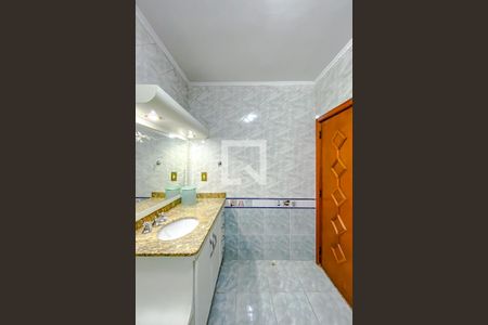 Casa à venda com 365m², 4 quartos e 4 vagasBanheiro da Suíte 3