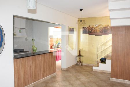 Casa de condomínio para alugar com 68m², 2 quartos e 2 vagasSala