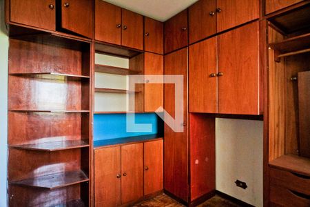 Casa à venda com 180m², 3 quartos e 5 vagas Casa à venda com 180m², 3 quartos e 5 vagasQuarto 3