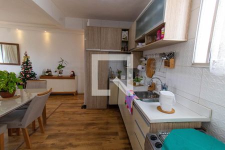 Apartamento à venda com 80m², 2 quartos e 1 vaga Apartamento à venda com 80m², 2 quartos e 1 vagaCozinha e Área de Serviço