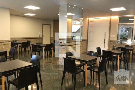 Apartamento à venda com 250m², 4 quartos e 5 vagas Apartamento à venda com 250m², 4 quartos e 5 vagasÁrea comum