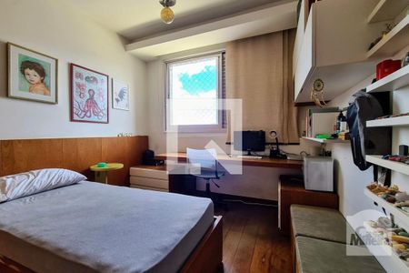 Apartamento à venda com 250m², 4 quartos e 5 vagas Apartamento à venda com 250m², 4 quartos e 5 vagasQuarto 5