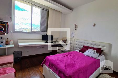 Apartamento à venda com 250m², 4 quartos e 5 vagas Apartamento à venda com 250m², 4 quartos e 5 vagasQuarto 3