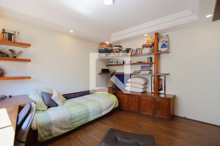 Apartamento à venda com 453m², 5 quartos e 4 vagasQuarto 2