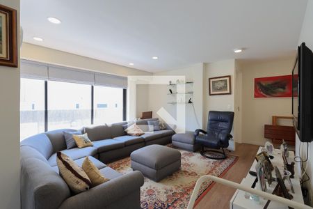 Apartamento à venda com 453m², 5 quartos e 4 vagasSala de TV