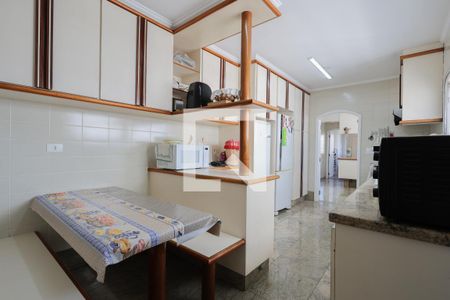 Apartamento à venda com 453m², 5 quartos e 4 vagasCopa e Cozinha