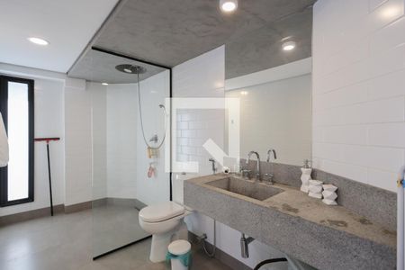 Apartamento à venda com 453m², 5 quartos e 4 vagasBanheiro da Suíte 3