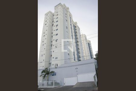 Apartamento à venda com 76m², 2 quartos e 1 vaga Apartamento à venda com 76m², 2 quartos e 1 vagaFachada