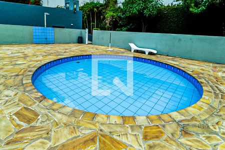Apartamento à venda com 40m², 1 quarto e 1 vagaÁrea comum - Piscina