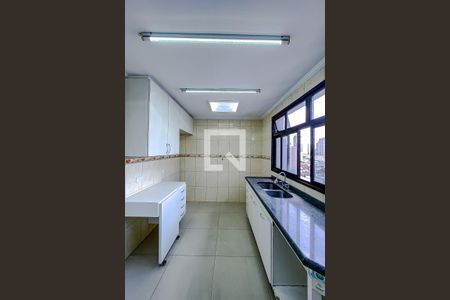 Apartamento à venda com 228m², 3 quartos e 3 vagasCozinha