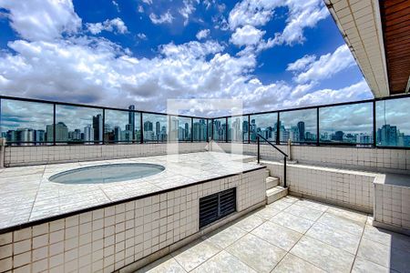 Apartamento à venda com 228m², 3 quartos e 3 vagasÁrea externa