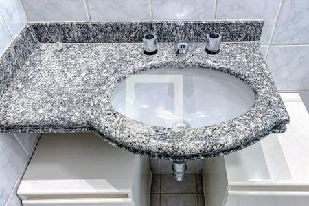 Apartamento à venda com 228m², 3 quartos e 3 vagasBanheiro