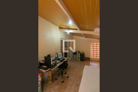 Casa à venda com 420m², 5 quartos e 4 vagasQuarto 4