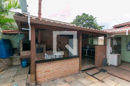 Casa à venda com 420m², 5 quartos e 4 vagasVaranda gourmet