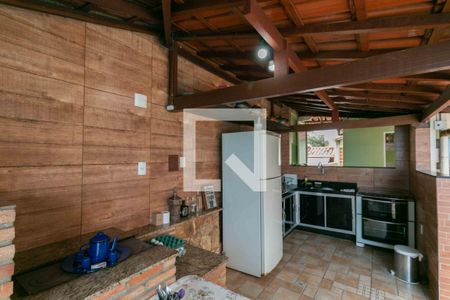 Casa à venda com 420m², 5 quartos e 4 vagasVaranda gourmet