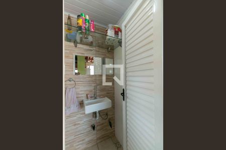 Casa à venda com 420m², 5 quartos e 4 vagasBanheiro de Serviço