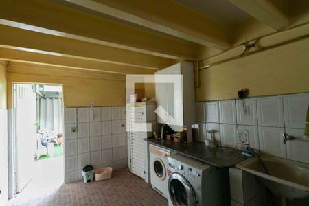 Casa à venda com 420m², 5 quartos e 4 vagasÁrea de Serviço