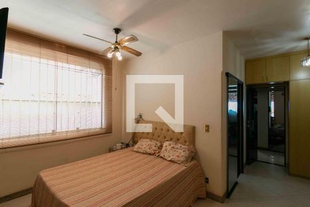 Casa à venda com 420m², 5 quartos e 4 vagasQuarto 1 Suite