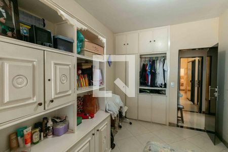 Casa à venda com 420m², 5 quartos e 4 vagasQuarto 3