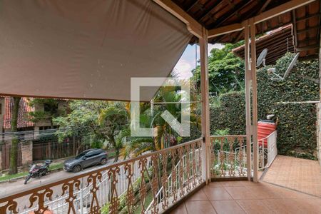 Casa à venda com 420m², 5 quartos e 4 vagasVaranda